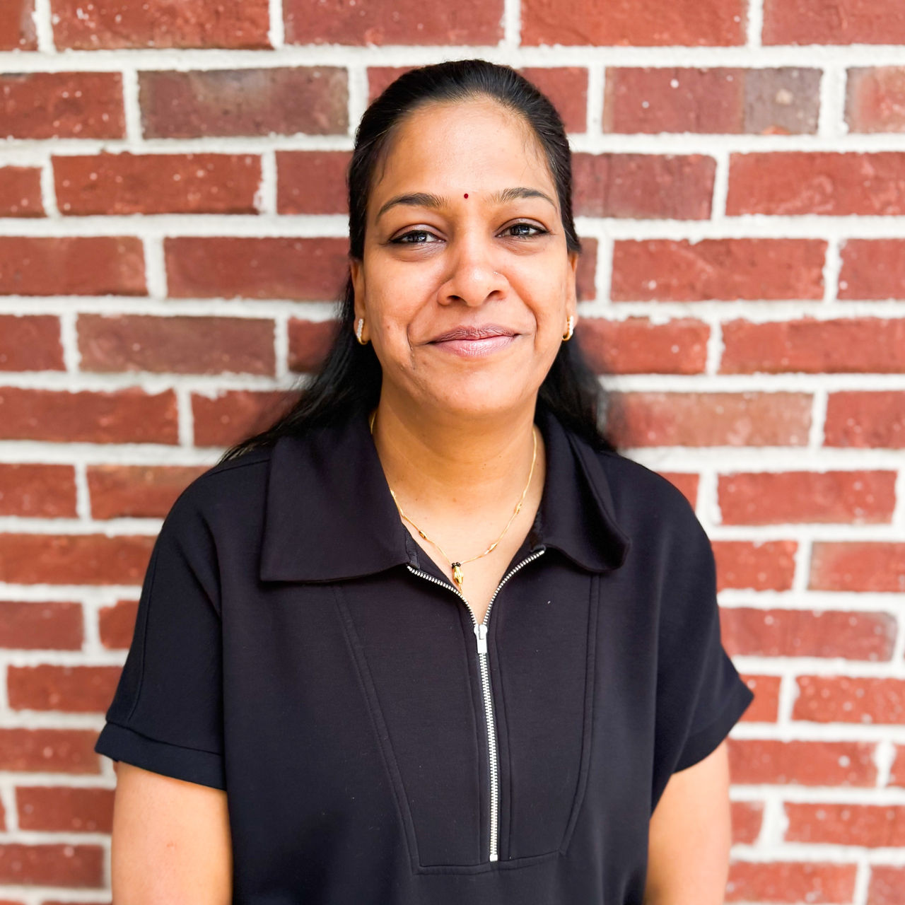 Mrs Sravanthi 
