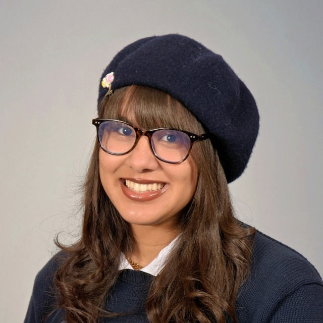  Alina