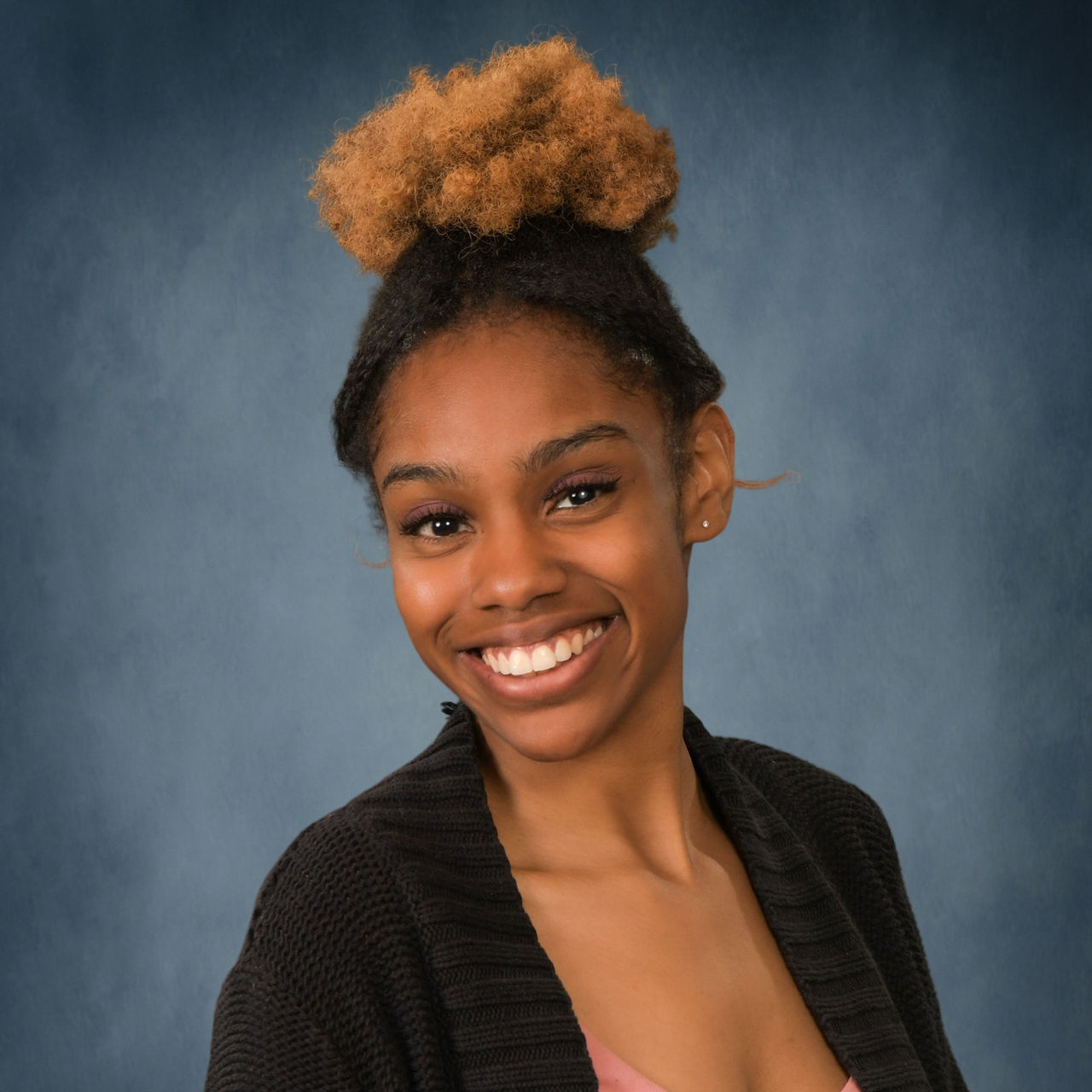 Ms Reneldine
