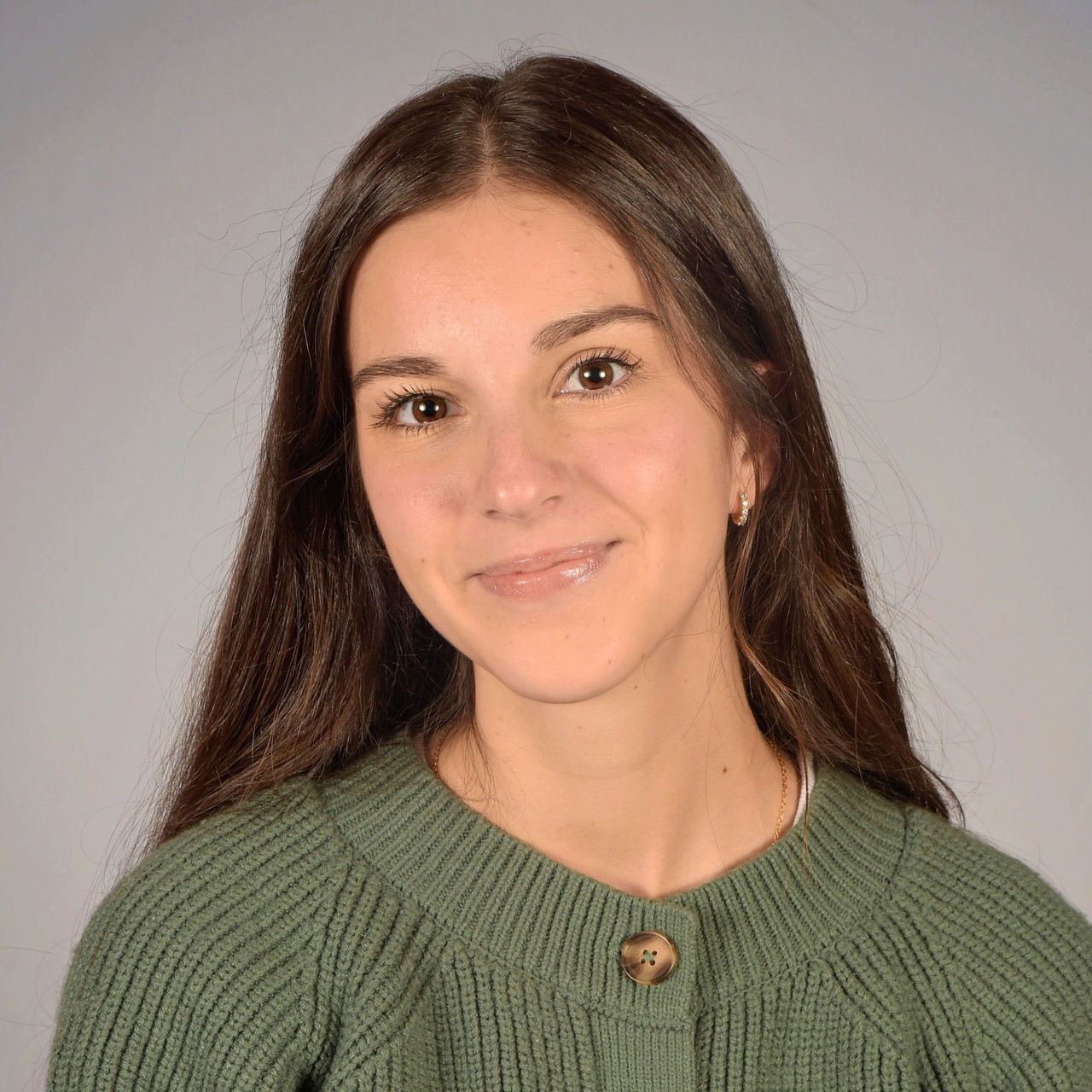  Martina Cisneros