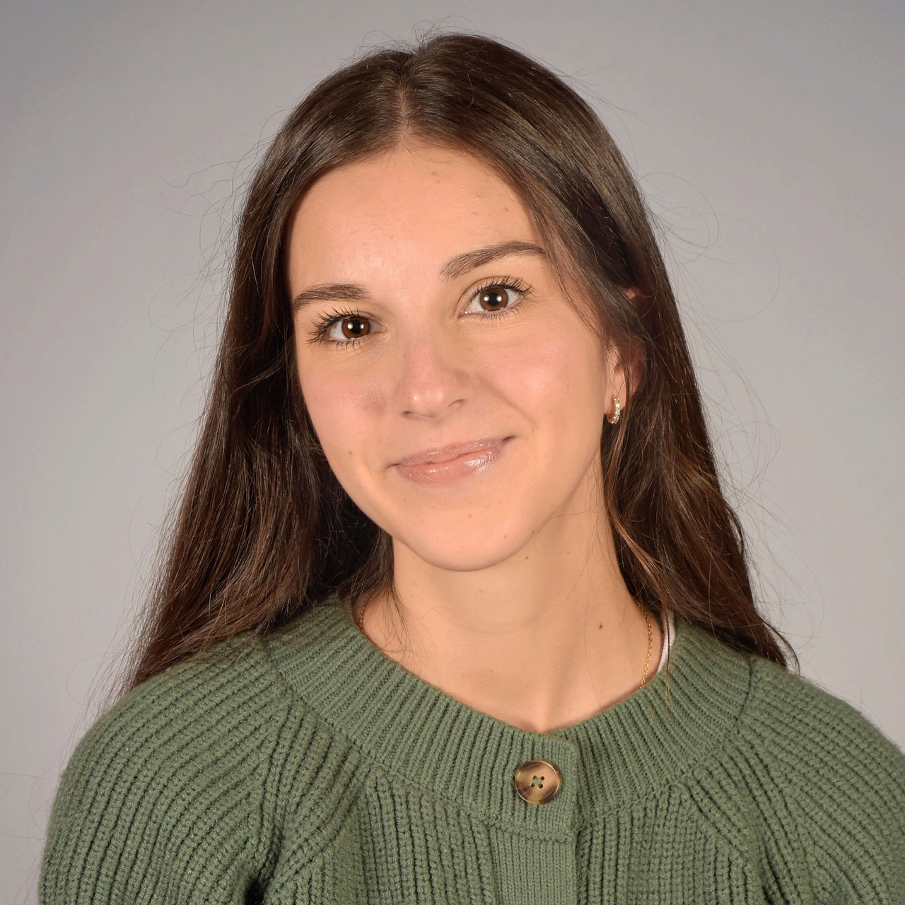  Martina Cisneros