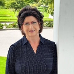 Ms Julie