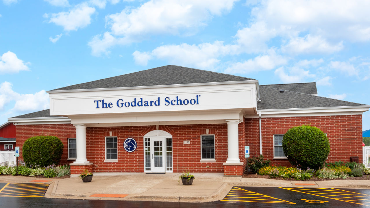 Exterior of the Goddard School in Round Lake Illinois