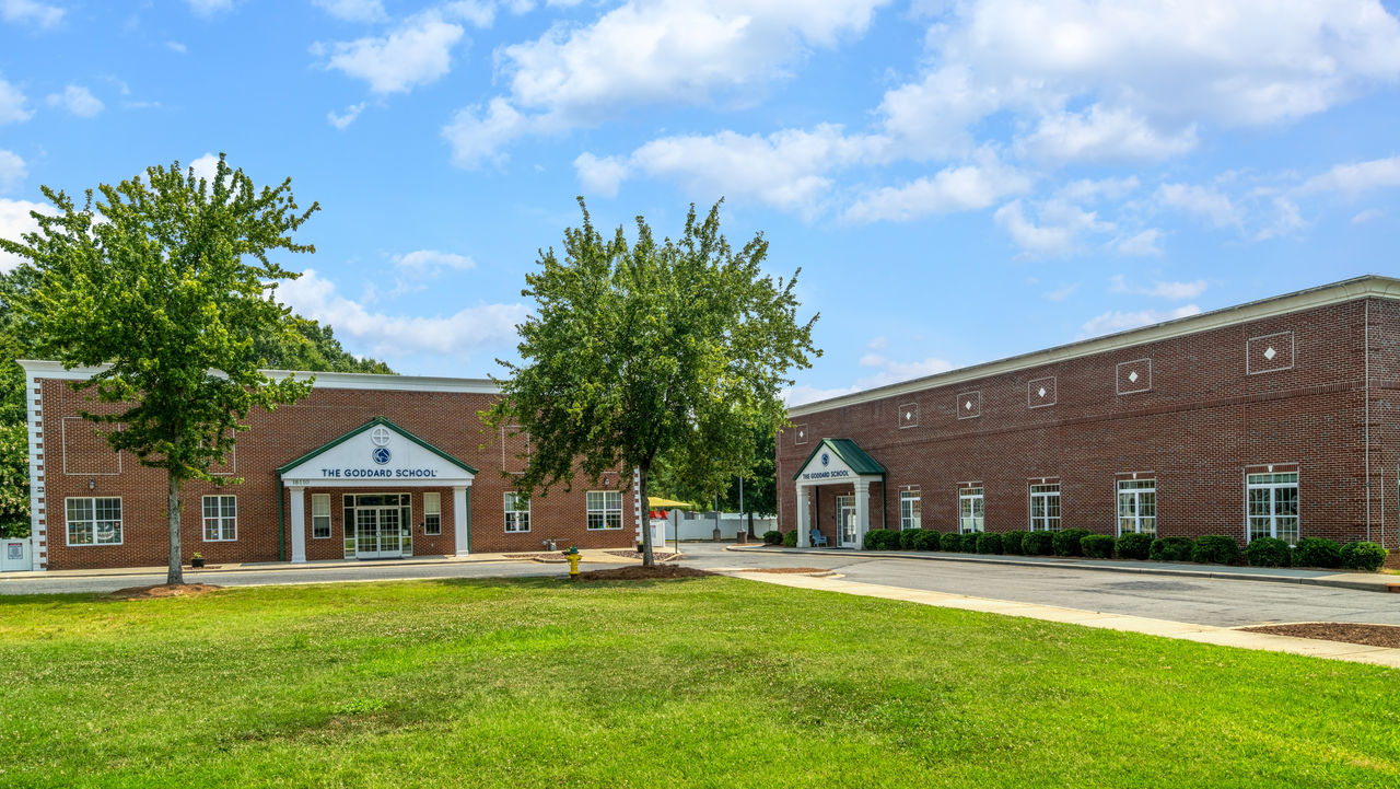 Exterior of the Goddard School in Cornelius North Carolina