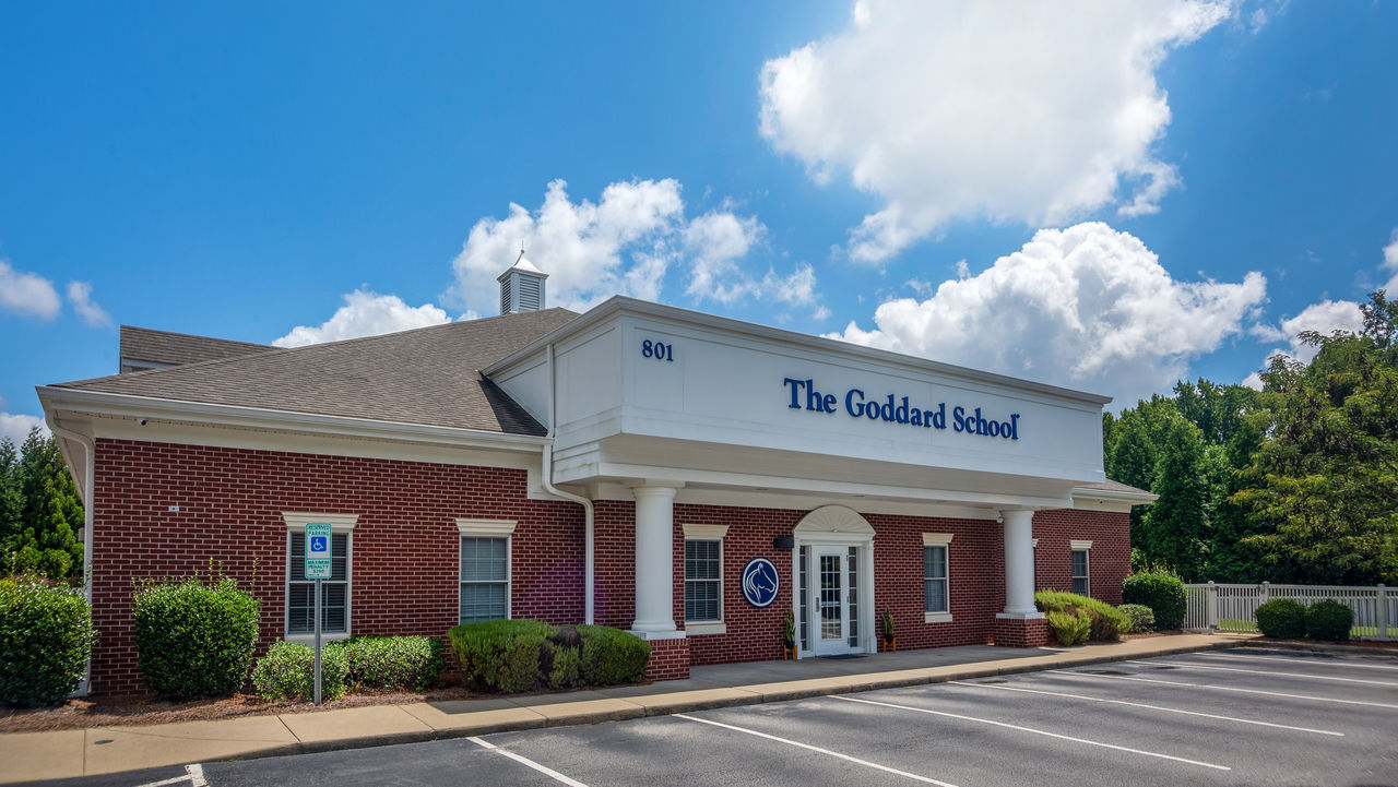 Exterior of the Goddard School in Holly Springs North Carolina